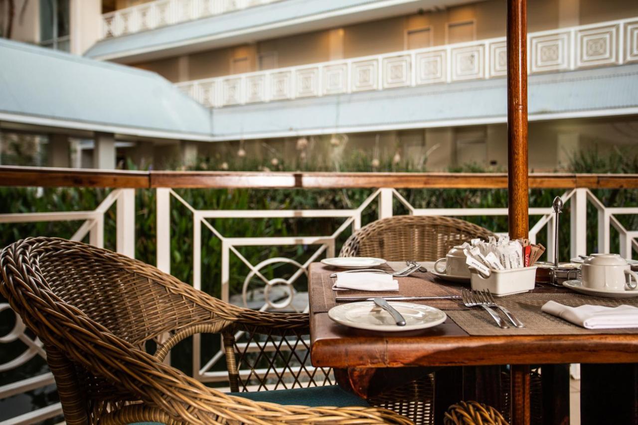 Southern Sun Ridgeway Lusaka Exterior foto
